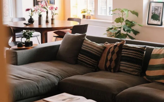 A Place - Leeuwenstraat 20