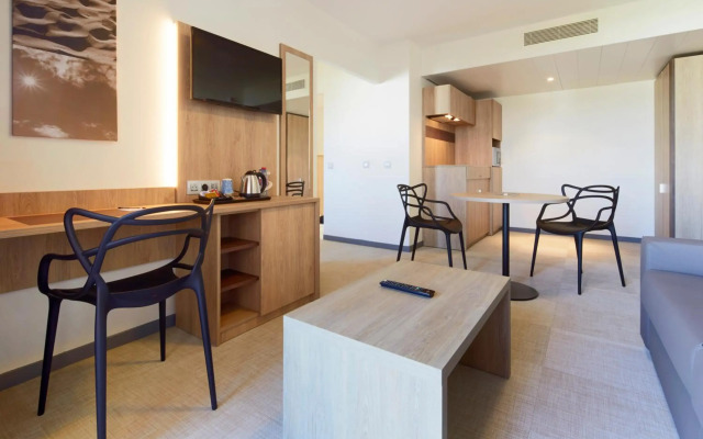 Kyriad Prestige Residence & Spa Cabourg - Dives-sur-Mer