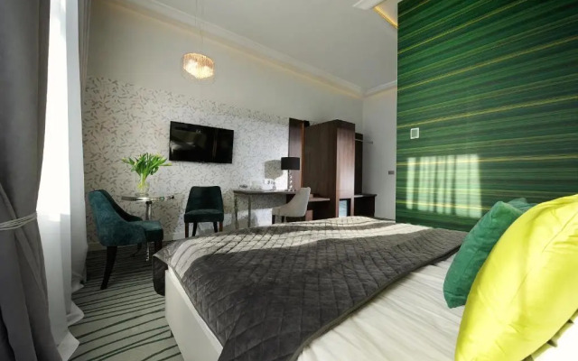 Plaza Boutique Hotel