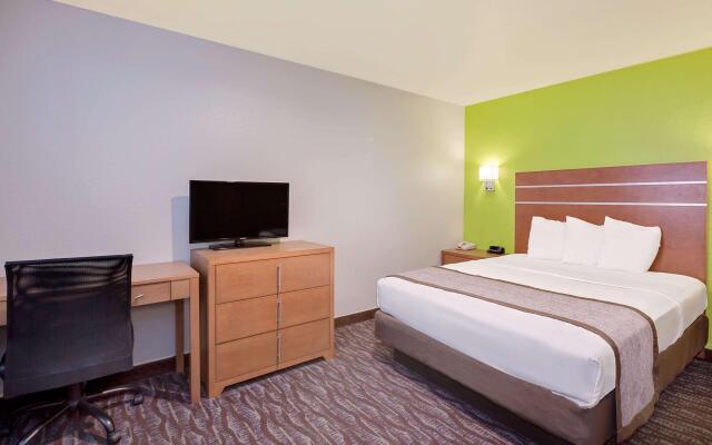Days Inn & Suites by Wyndham Arcata