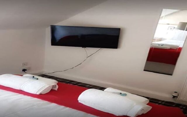 OYO Gothenburg Hotel