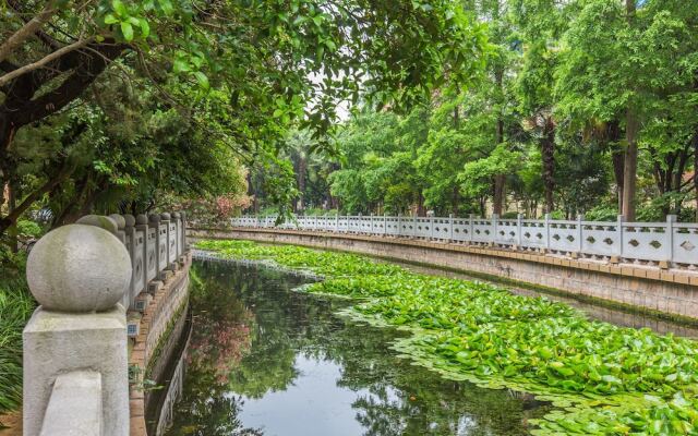 Shanghai Art Inn Monet