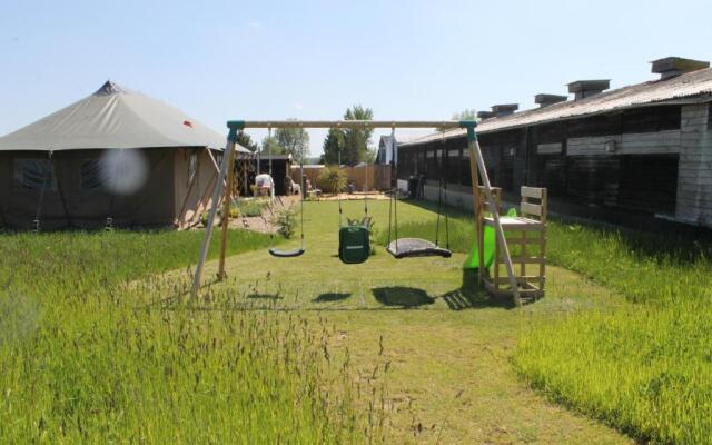 Green Rabbit Glamping