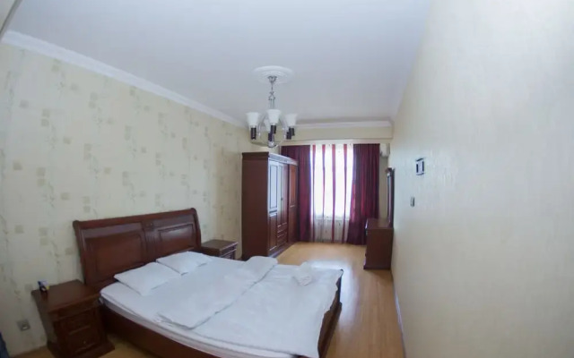 Bakuvi Tourist Apartment B092