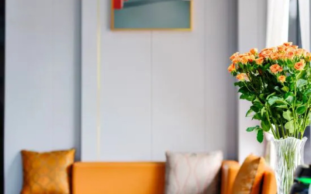 Oriental Rose Hotel (Daning International Shanghai University Store)