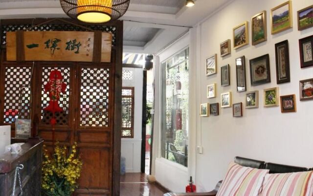 Tree's Tale Hotel - Lijiang
