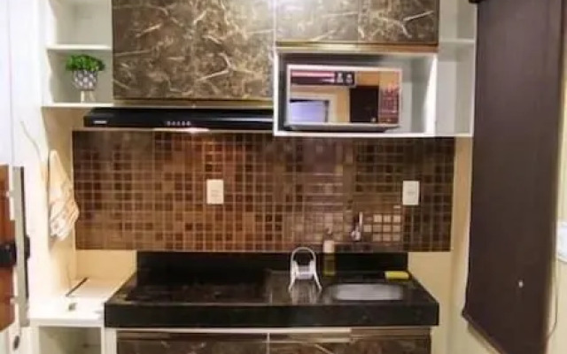 Quarto Com Vista Para O Mar Em Flat Compartilhado