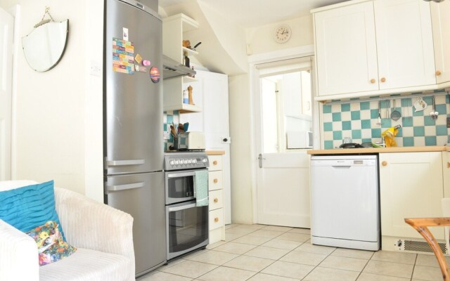Charming 3 Bedroom House in North Oxford