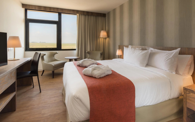 Salinas del Almiron Resort & Spa Termal