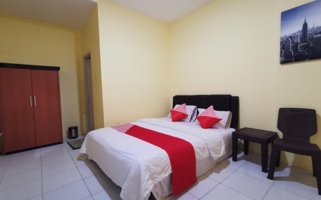Hsp Residence by OYO Rooms – Guest Rooms – Samarinda