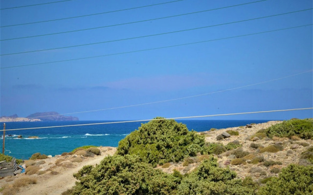 Moraitis Studios Dioni Lux Inn