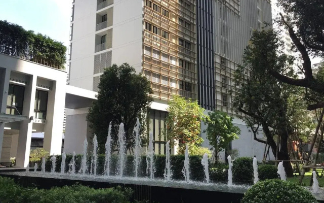 "1br@park24, Lux Condo@city Cente, 500m@bts E5, Skytop Pool@50floor#213"