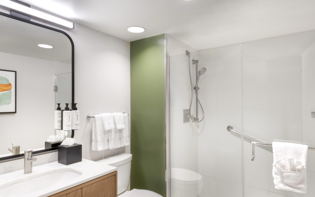 voco Chicago Downtown - Riverwalk by IHG