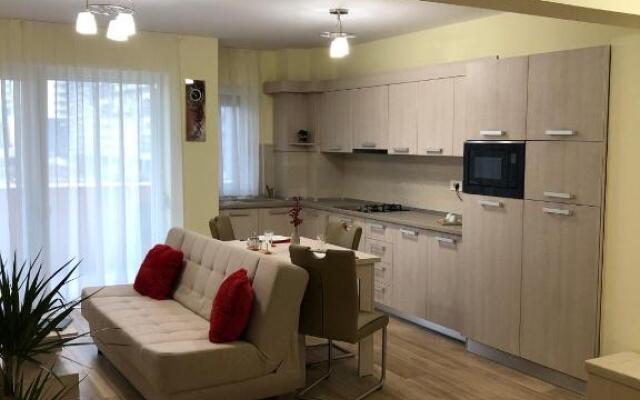 Mari House