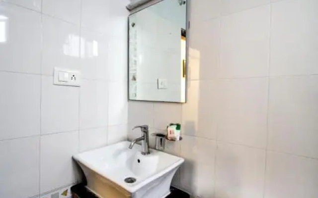 Hotel Svm Grand By OYO Rooms