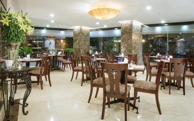 May De Ville Trendy Hotel & Spa