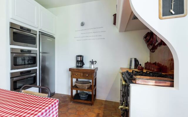 Blissful Villa in Grasse With Private Swimming Pool