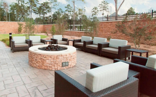 Courtyard by Marriott Houston City Place