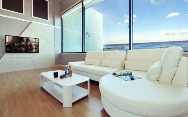 Yangyang Belitaruz Pension