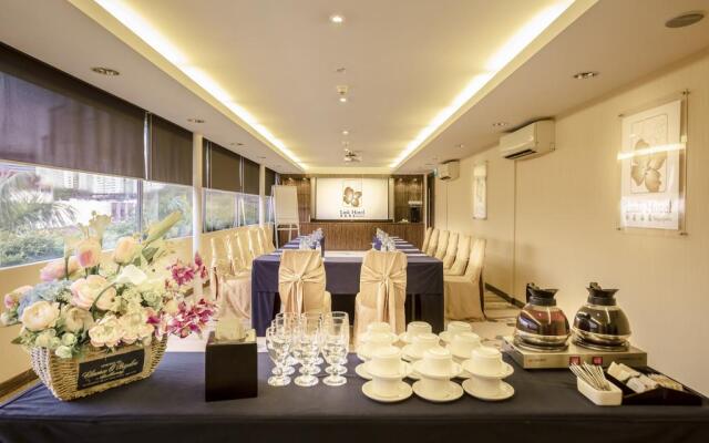 Link Hotel
