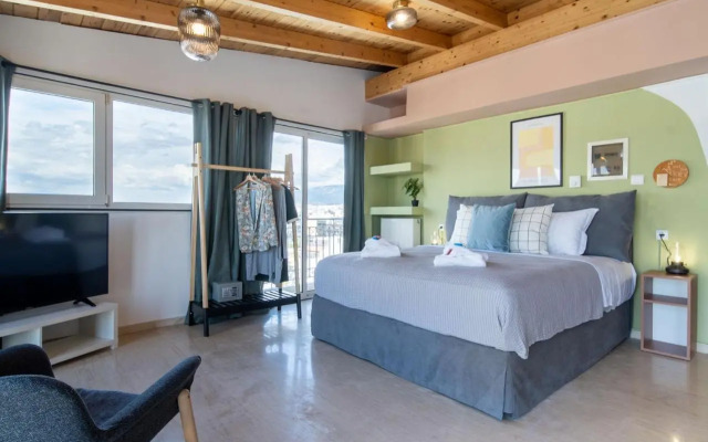 Lis153 by Smart Cozy Suites - Top Floors with Amazing City View - Available 24hr