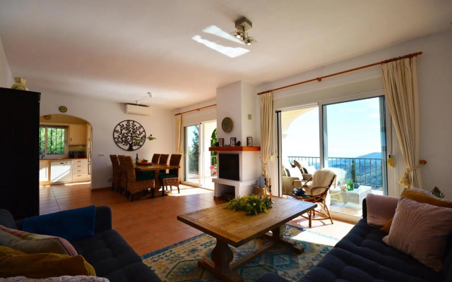 Casa Amarilla, Frigiliana