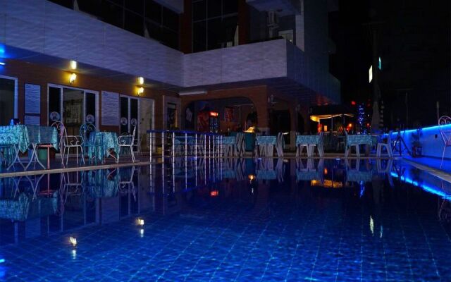 Servet 76 Grand Hotel