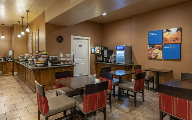 Comfort Inn & Suites Ukiah Mendocino County