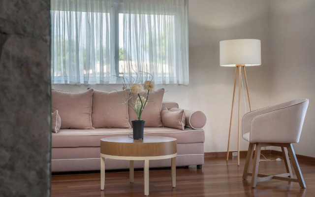 Serenus Luxury Villa