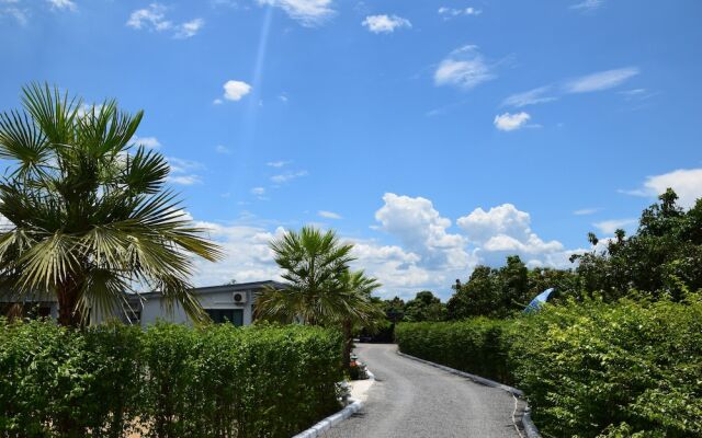 SB Holiday Resort