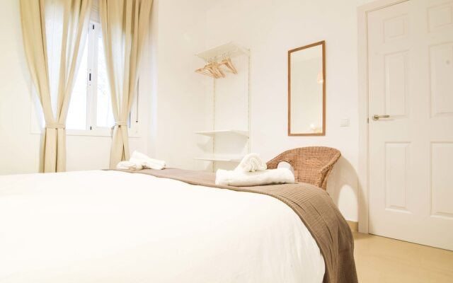 Letmalaga Center White