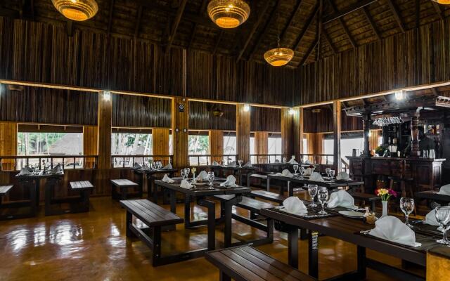 Maaha Beach Resort