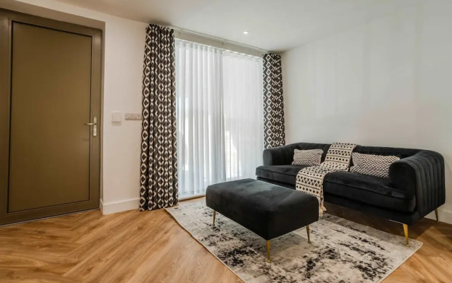 The Hidden Suite - 4BR Townhome Roof Top
