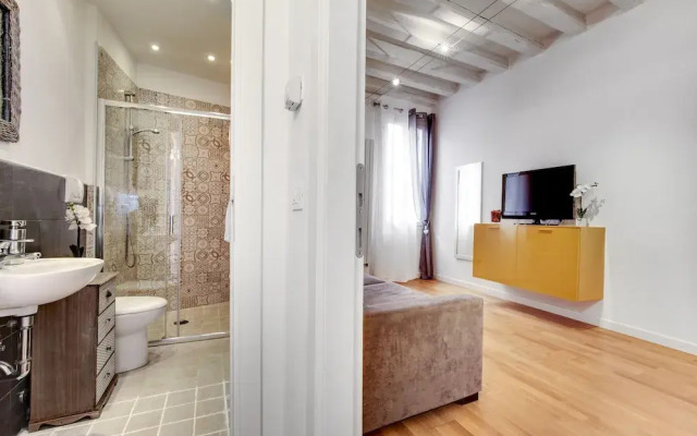 Venice Elegance by Wonderful Italy