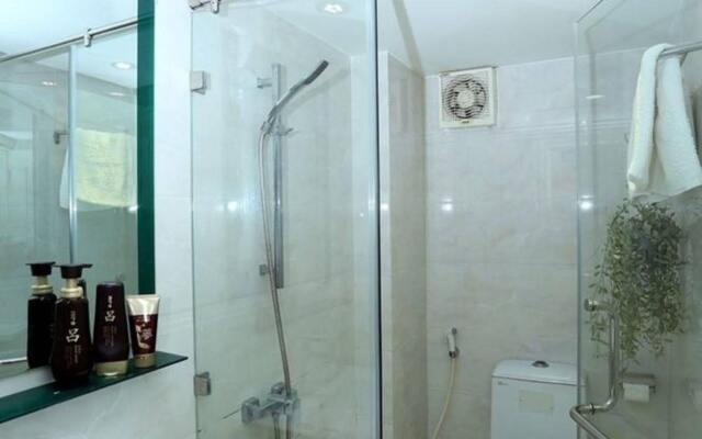 Thanh Long Hotel