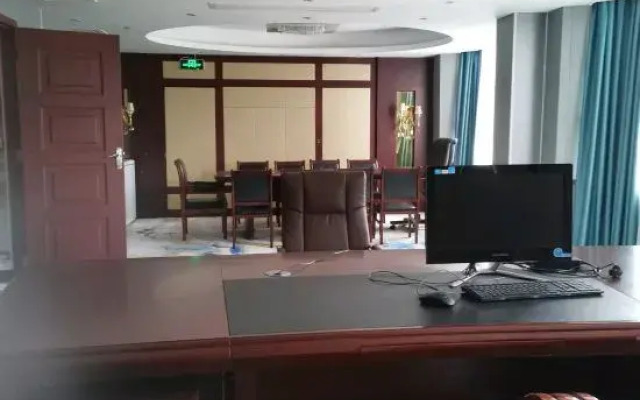 Huasheng Hotel