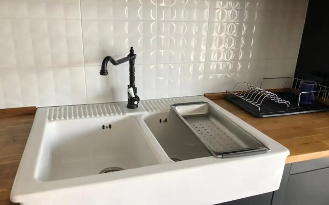 Luxurious Apartment With big Balcony Best Location