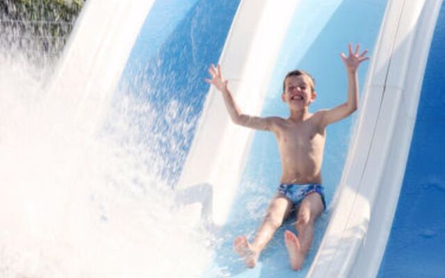 Holiday Home Le Mediterranée - AGL255