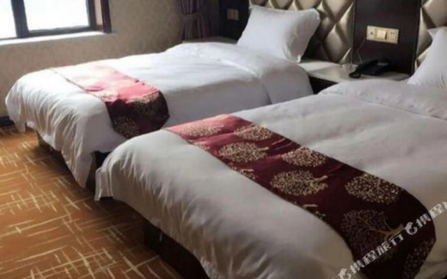Junqi Hotel