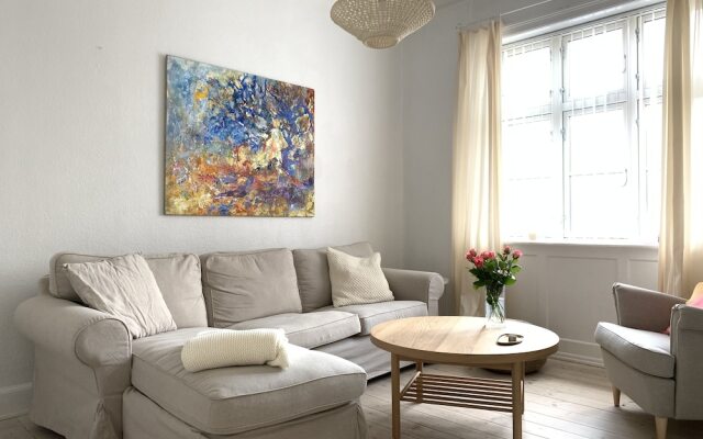 Apartment close to metro 1427-1