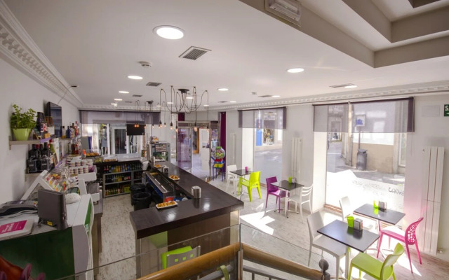 Shiku Hostel