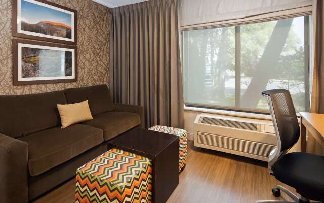 Best Western Plus Cottontree Inn