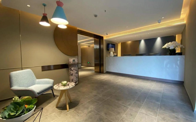 Homeinn · neo (Shanghai Pudong Airport)