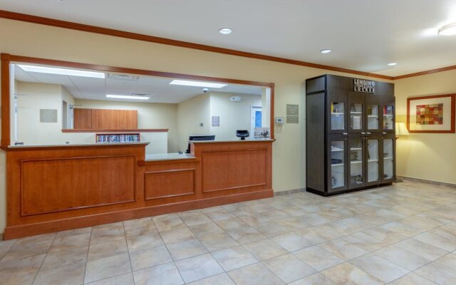 Candlewood Suites Minot by IHG