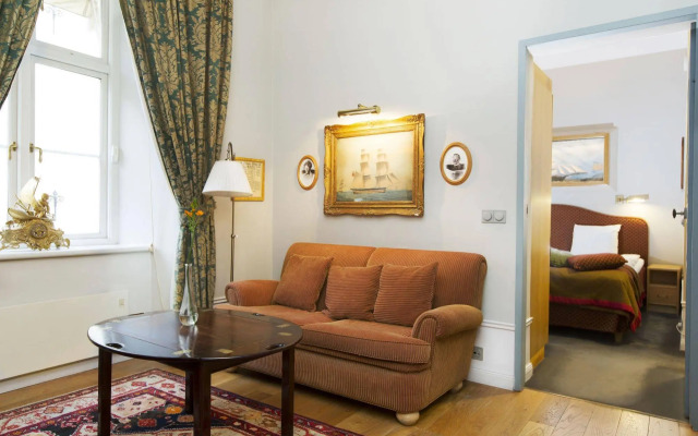 Collectors Victory Apartments