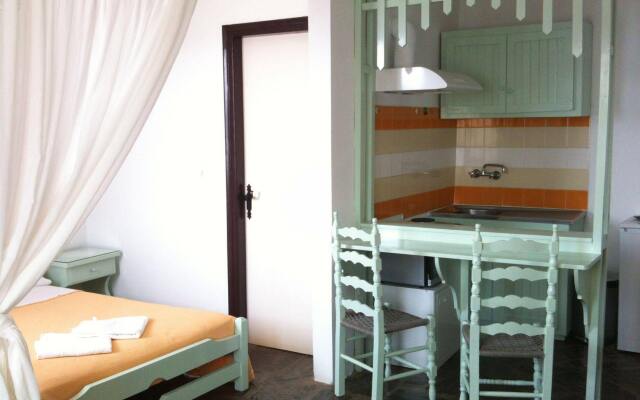 Scorpios Hotel & Suites