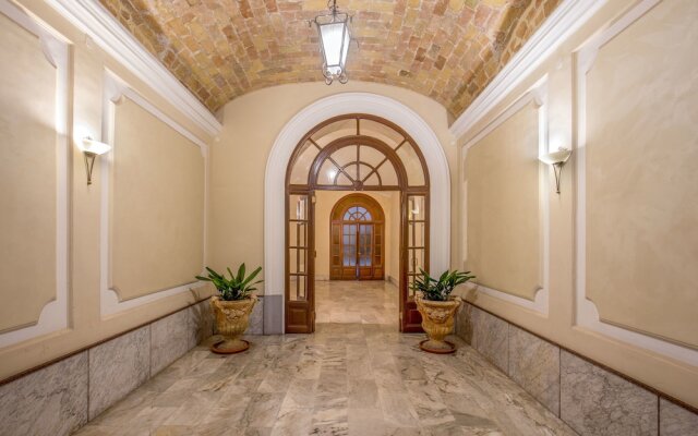 Vatican Suites Apartments