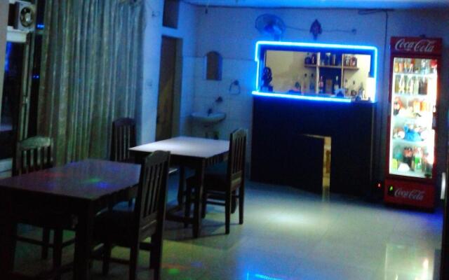 Hotel Thamsar