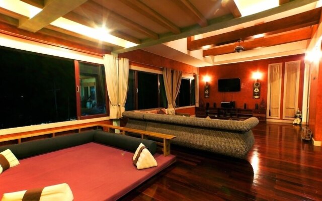 The Villa Hacienda