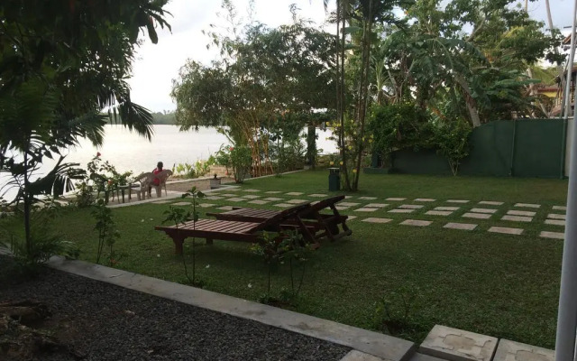 Riverside Inn Fuji